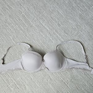 Victoria's Secret Cream Bra Intimates & Sleepwear
